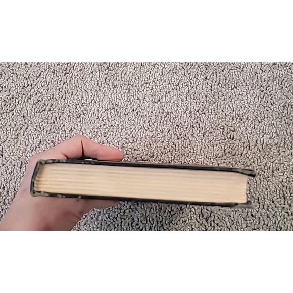 The Illustrated Man by Ray Bradbury – 1951 Book Club Edition Hardcover – VGC - Picture 4 of 10